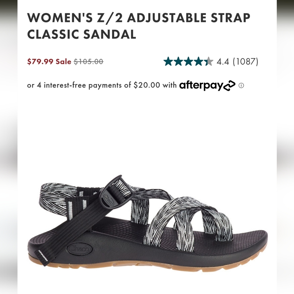 Like New Chaco 7 z/2 adjustable strap classic sandal b/w